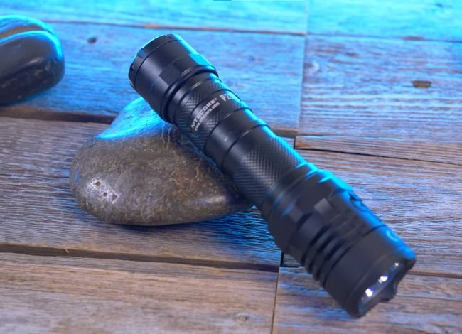 Nitecore P20iX Flashlight Review